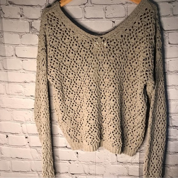 Nicole Miller Taupe Open knit V neck Drop Shoulder Cropped Sweater Size M NEW - Picture 6 of 9